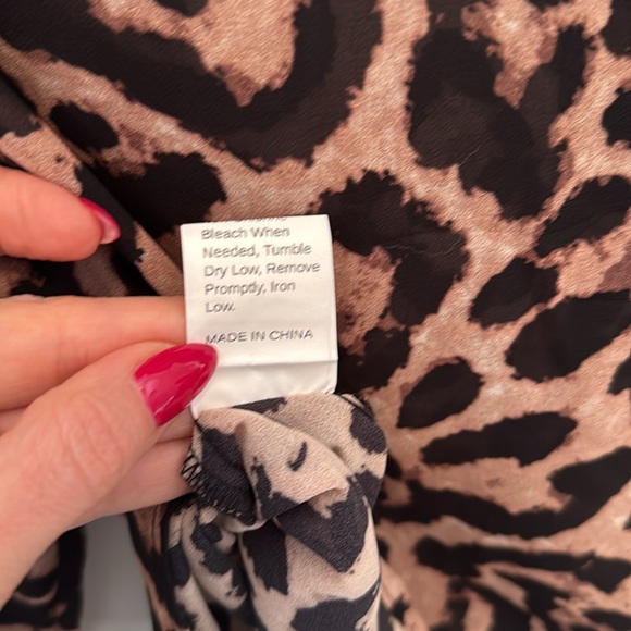 Leopard Print Button-Up Blouse - Picture 12 of 13